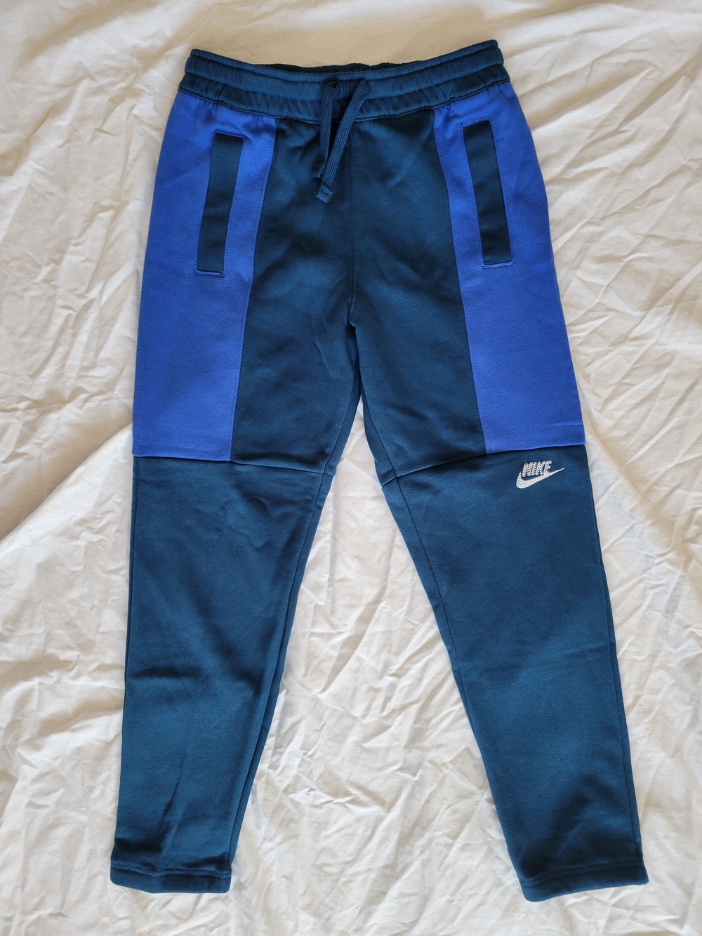 Nike Joggers Kids Size Medium New With Tags